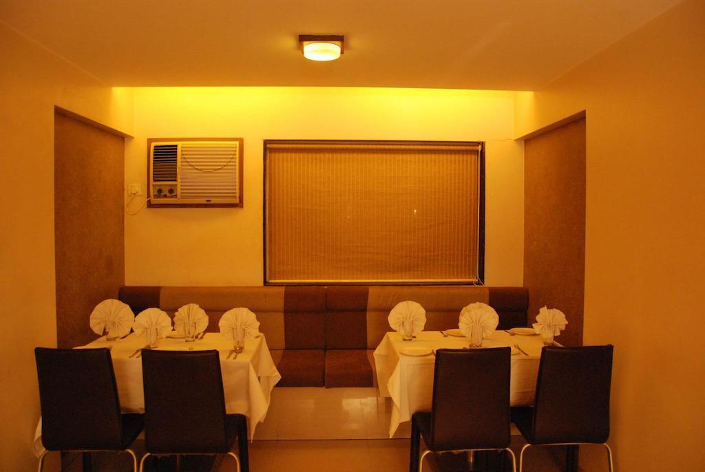 Hotel Tanish Residency Νάβι Μουμπάι Εξωτερικό φωτογραφία